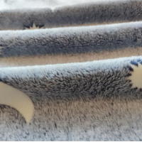 Fleece deken glow in the dark 127 x 152 cm 1+1 gratis